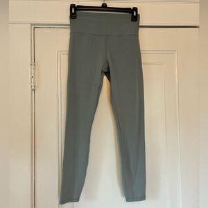 Vuori Leggings, Size Small